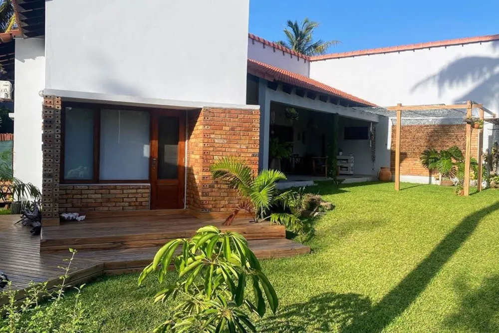 House for sale in Praia do Tofo, Mozambique - 3MQ1754948