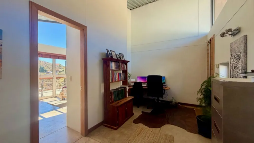 Double-storey house for sale in Ludwigsdorf, Namibia - 3NM1755325 Double-storey house for sale in Ludwigsdorf, Namibia - 3NM1755325