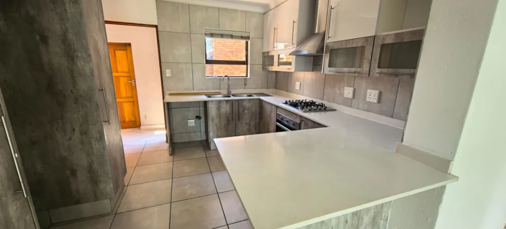Apartment for sale in Helderwyk Estate - 1BJ1754988 Apartment for sale in Helderwyk Estate - 1BJ1754988