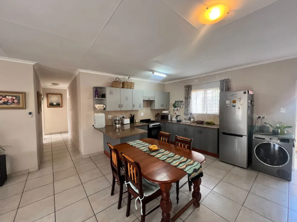 House to rent in Stonehenge - 1NS1755118