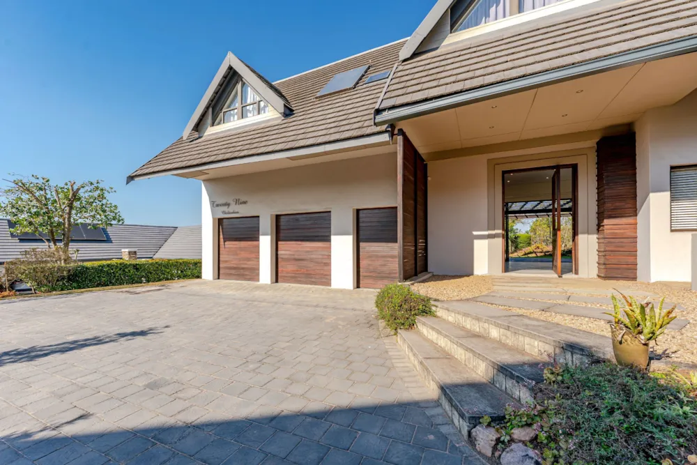 House to rent in Cotswold Downs Estate - 1KF1755135