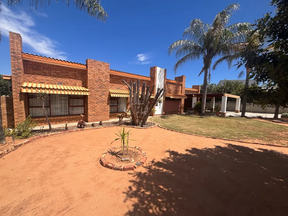 House for sale in Vanrhynsdorp - 1NA1755208 House for sale in Vanrhynsdorp - 1NA1755208