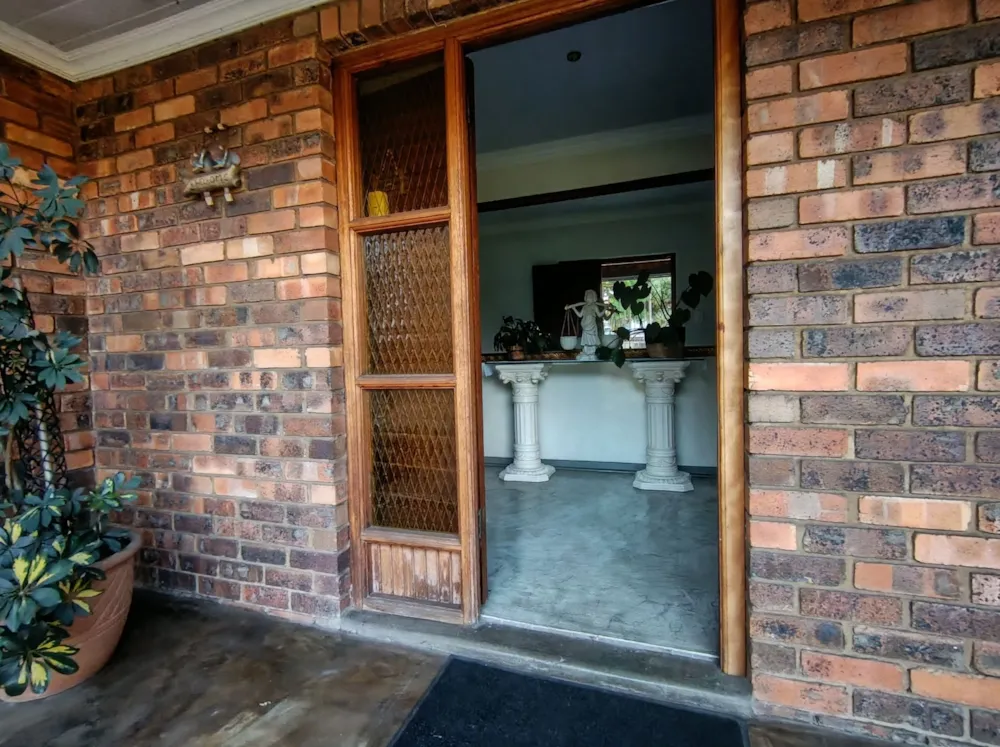 Bachelor apartment for sale in Vanderbijlpark SE 3 - 1VT1755205