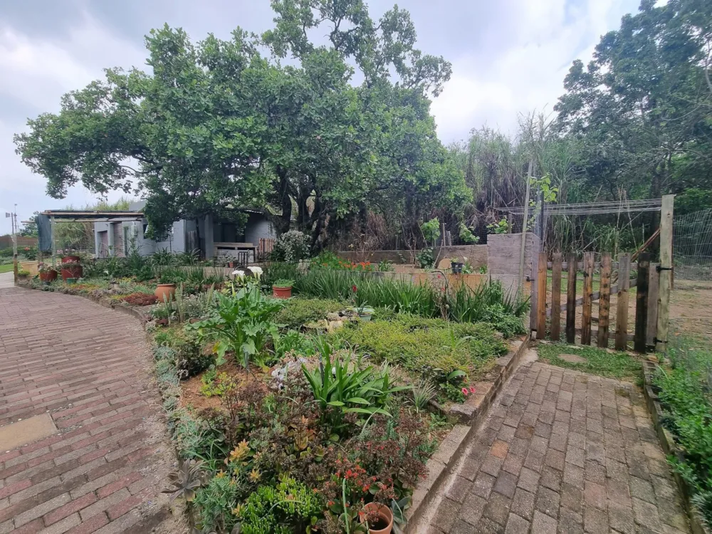 Security estate home for sale in White River - 1WR1755565