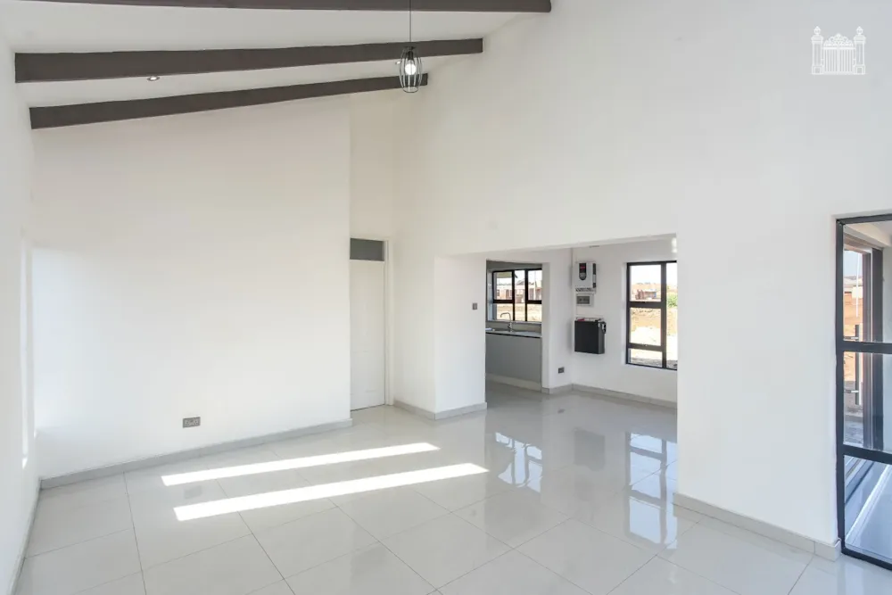 House for sale in Rainham, Zimbabwe - 3ZB1755272 House for sale in Rainham, Zimbabwe - 3ZB1755272