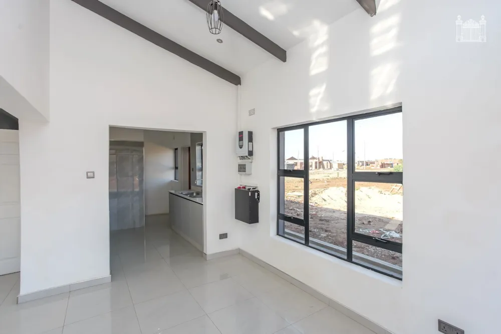 House for sale in Rainham, Zimbabwe - 3ZB1755272 House for sale in Rainham, Zimbabwe - 3ZB1755272