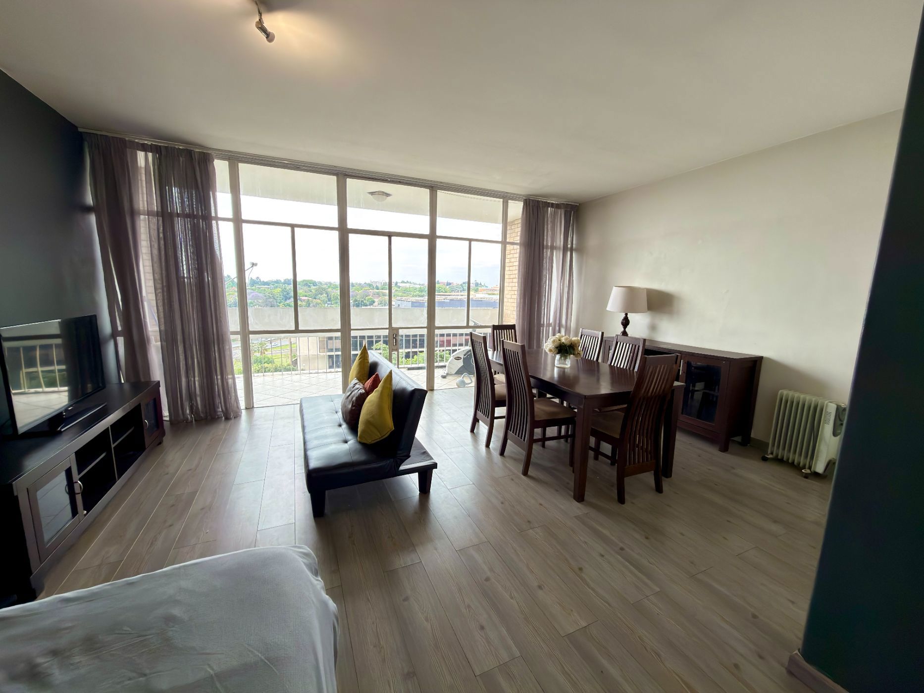 Apartment to rent in Parktown - JBL1755446