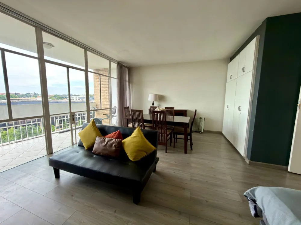 Apartment to rent in Parktown - JBL1755446