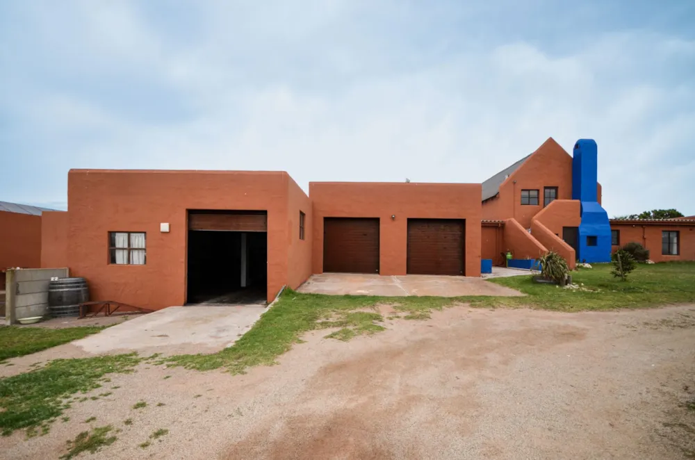 Smallholding for sale in Vredenburg - LA1755851 Smallholding for sale in Vredenburg - LA1755851
