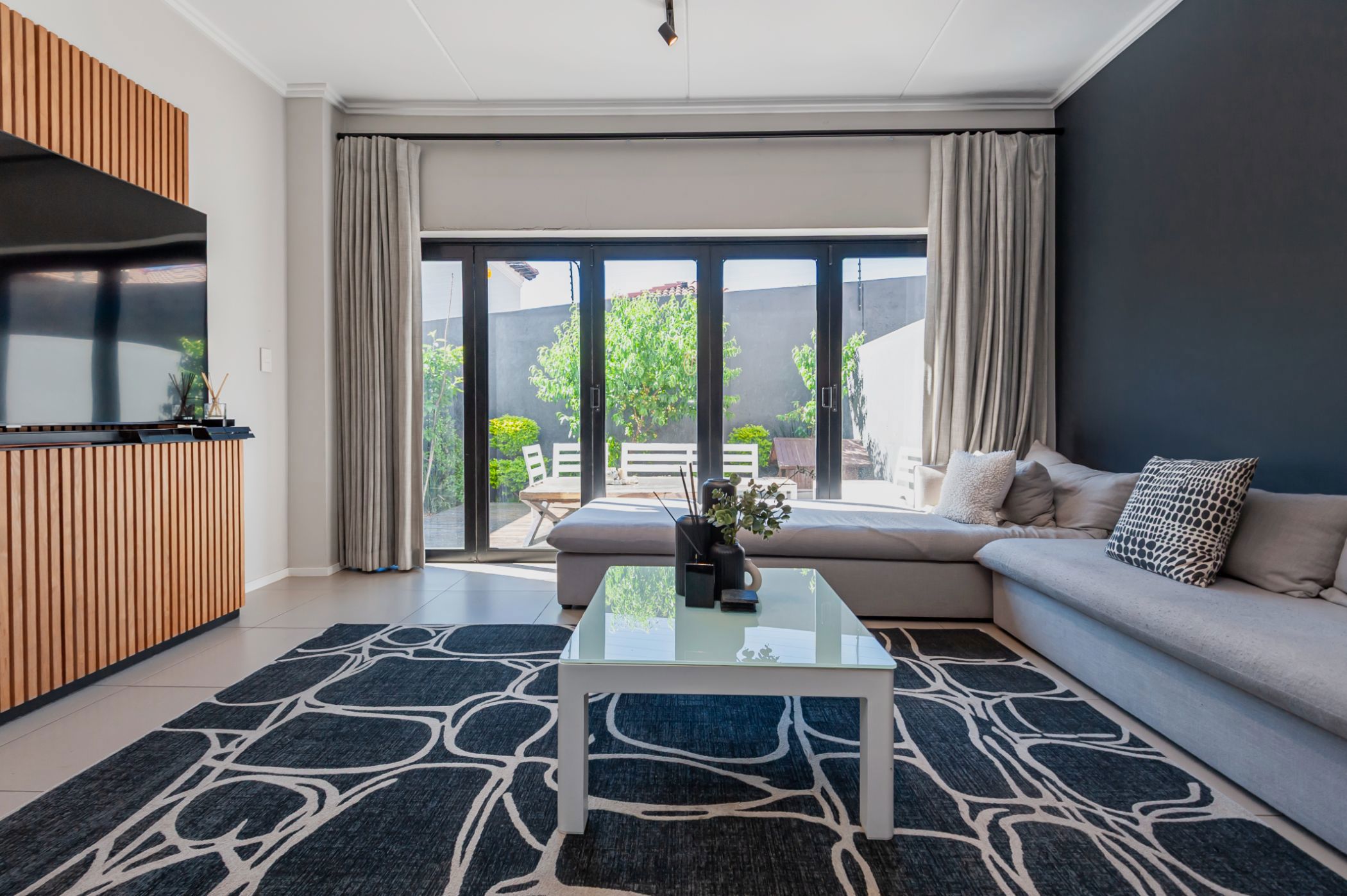 Townhouse for sale in Bryanston - HP1755626