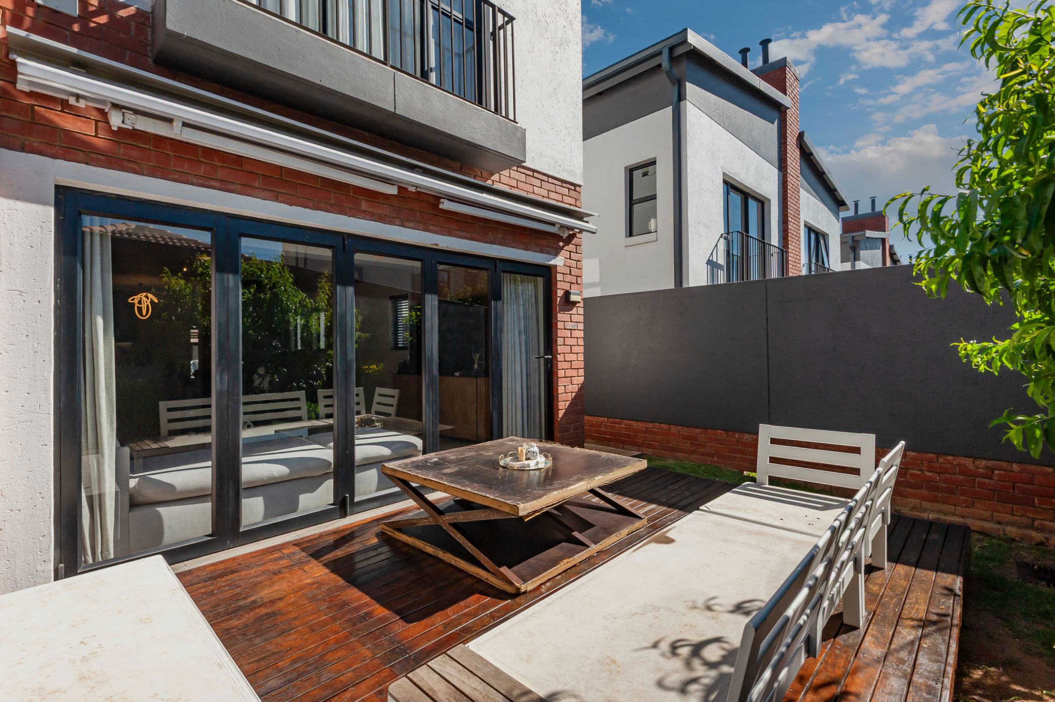 Apartment for sale in Bryanston - HP1755626