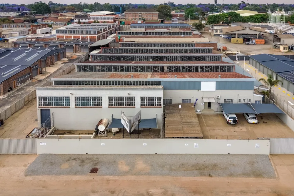 Commercial industrial property for sale in Harare East, Zimbabwe - 3ZB1755432 Commercial industrial property for sale in Harare East, Zimbabwe - 3ZB1755432