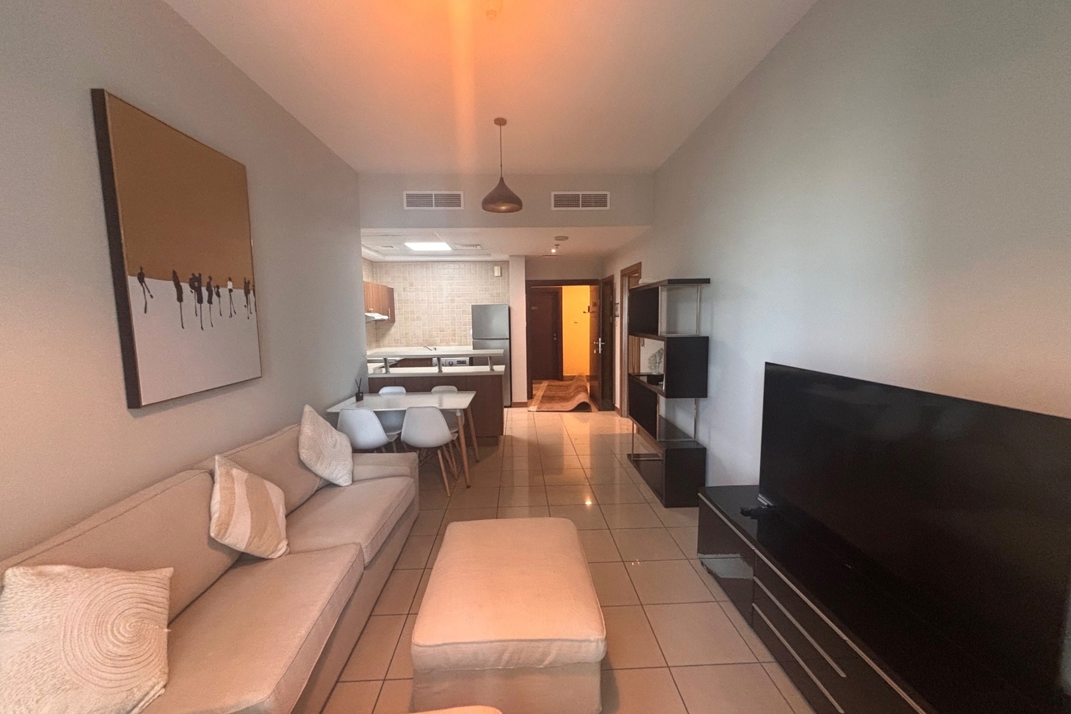 Apartment to rent in Sulafa Tower, United Arab Emirates - 5DB1755550