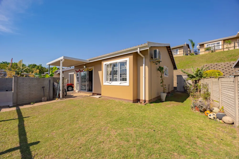 Townhouse for sale in Malvern, Queensburgh - 1WP1756367 Townhouse for sale in Malvern, Queensburgh - 1WP1756367