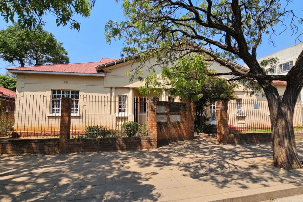 Commercial office for sale in Bulawayo, Zimbabwe - 3ZB1755559 Commercial office for sale in Bulawayo, Zimbabwe - 3ZB1755559