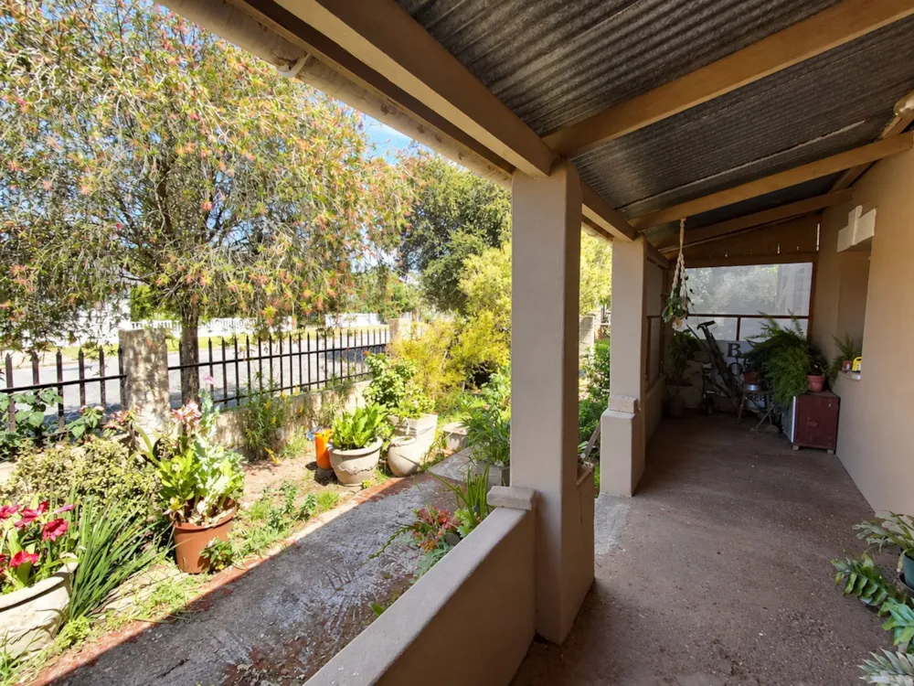 House for sale in Heidelberg, Garden Route - 1SR1755639 House for sale in Heidelberg, Garden Route - 1SR1755639