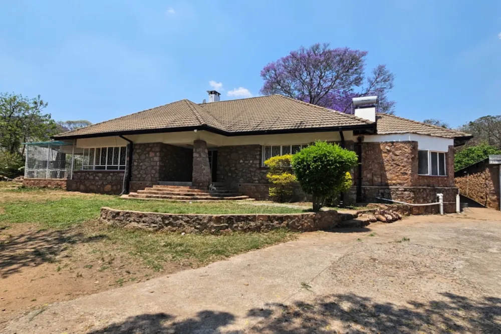 House for sale in Hillside, Bulawayo, Zimbabwe - 3ZB1755582 House for sale in Hillside, Bulawayo, Zimbabwe - 3ZB1755582