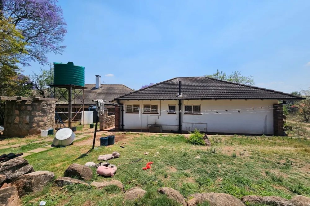 House for sale in Matabeleland, Zimbabwe - 3ZB1755582