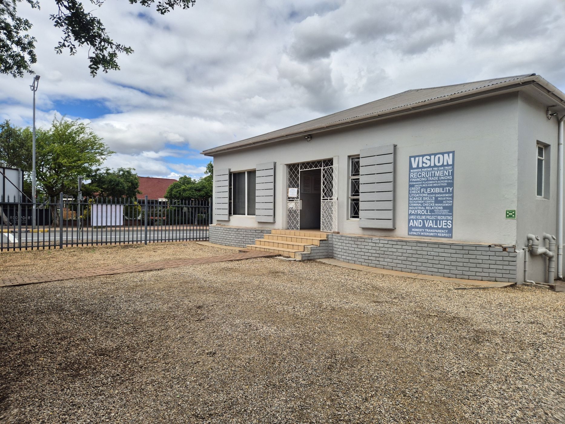 Commercial Building for sale in Paglande - TK1756068