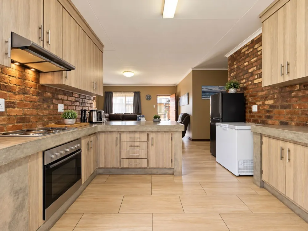 Townhouse for sale in Ermelo Central - 1EM1755634