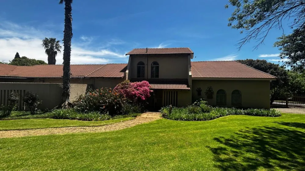 Double-storey house to rent in Middelburg (Mpumalanga) - 1MD1755655 Double-storey house to rent in Middelburg (Mpumalanga) - 1MD1755655