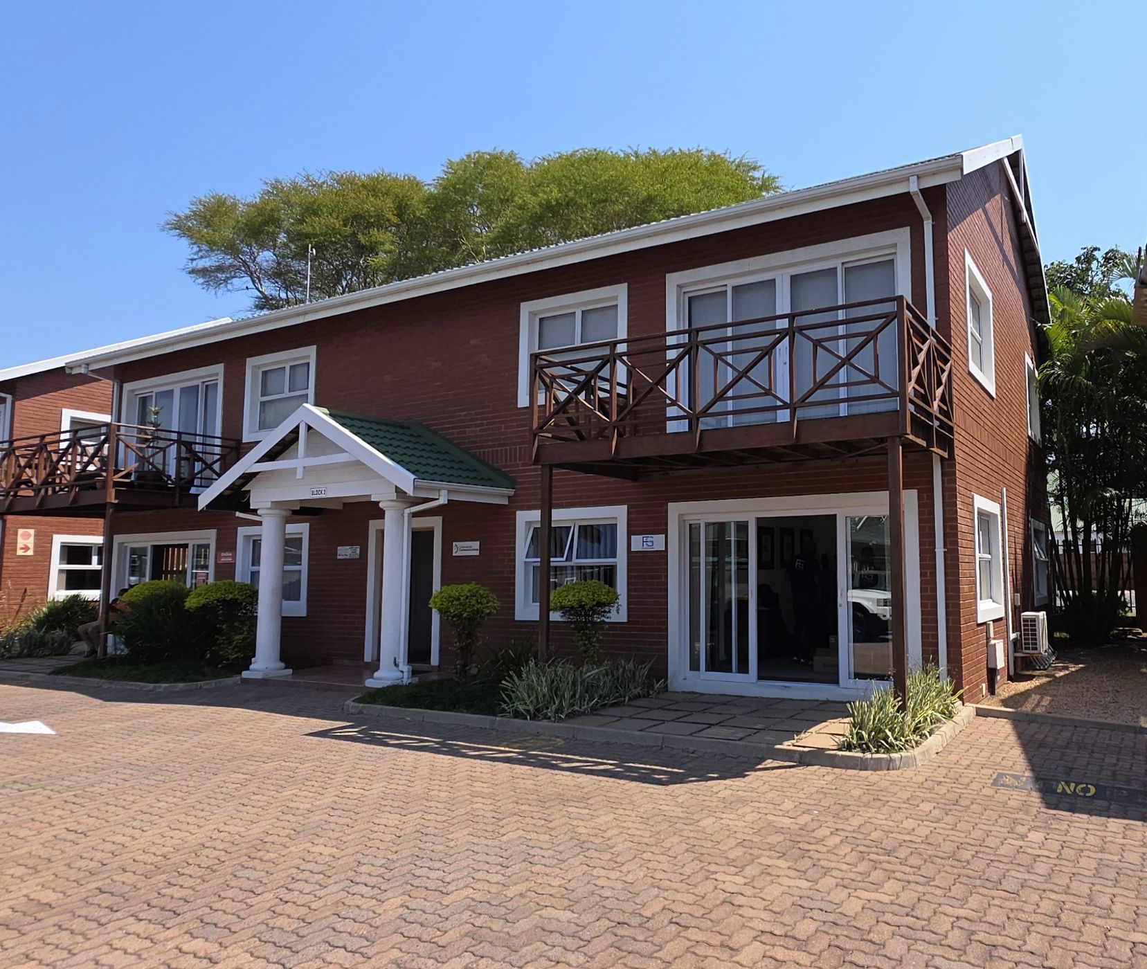 Commercial office to rent in Mount Edgecombe - 1ND1755678