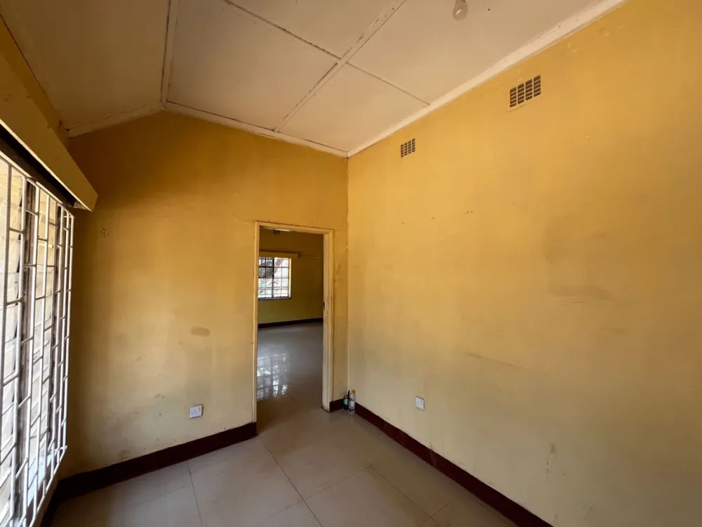Commercial office to rent in Woodlands, Zambia - 3ZA1756239