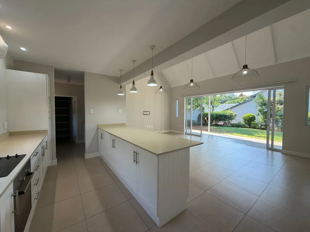 Townhouse to rent in Clarendon - 1PM1755702