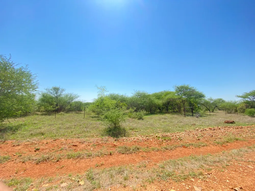 Residential vacant land for sale in Lion Park, Botswana - 3BO1755717 Residential vacant land for sale in Lion Park, Botswana - 3BO1755717