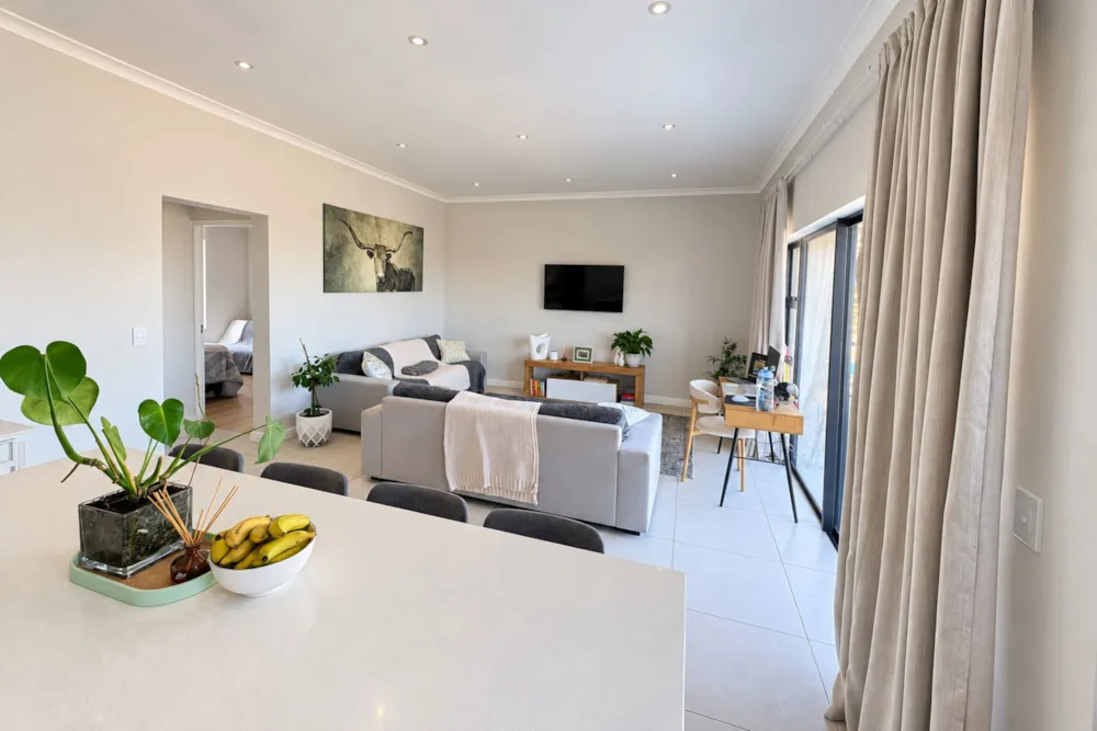 Apartment to rent in Sandown, Blouberg - 1TV1755808 Apartment to rent in Sandown, Blouberg - 1TV1755808