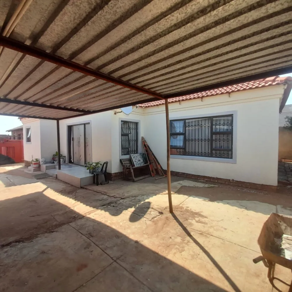 House for sale in Soshanguve East - PTM1755797 House for sale in Soshanguve East - PTM1755797