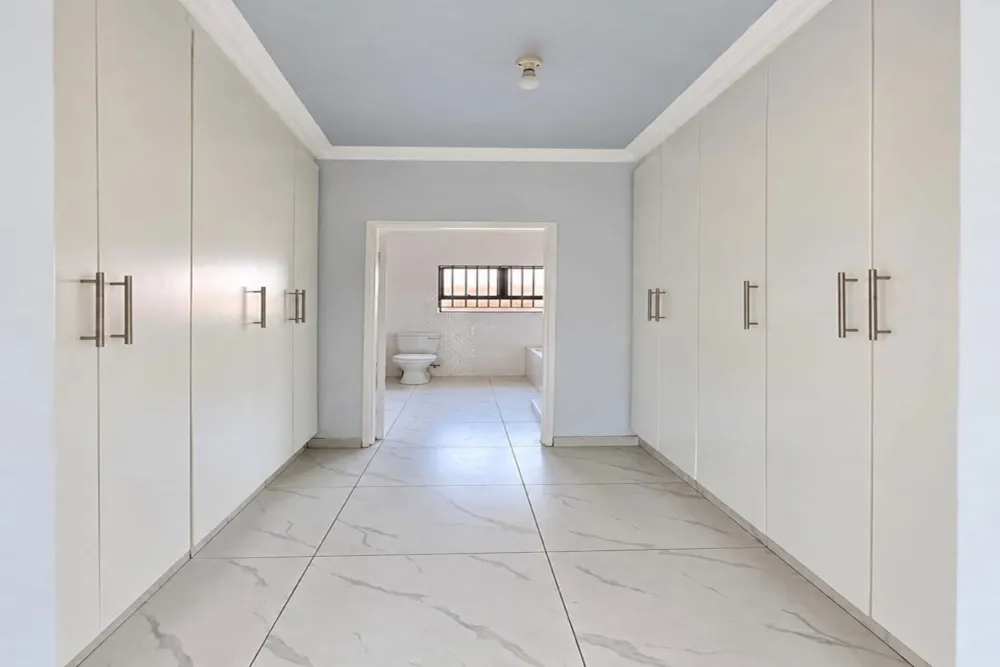 House for sale in Ruwa, Zimbabwe - 3ZB1755809