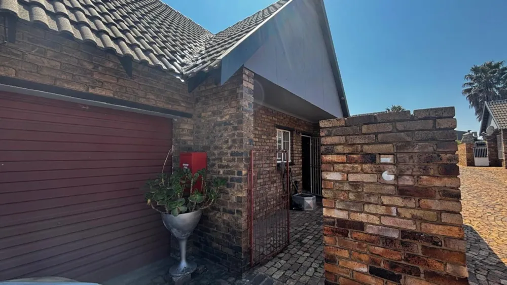 House for sale in Middelburg Central (Mpumalanga Central) - 1MD1755876 House for sale in Middelburg Central (Mpumalanga Central) - 1MD1755876