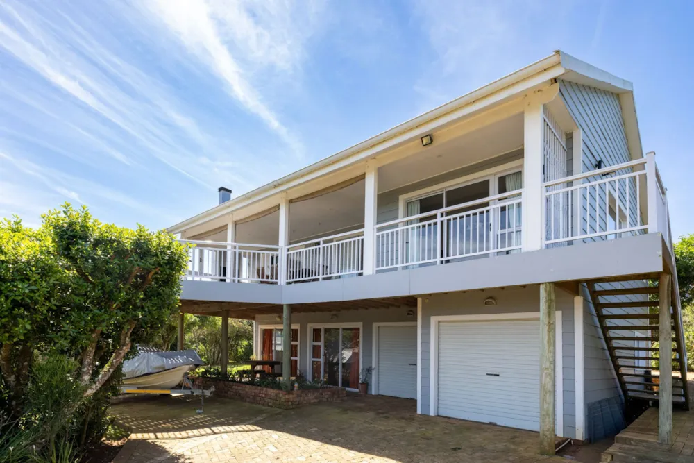 Double-storey house to rent in Kenton on Sea - 1KO1755907 Double-storey house to rent in Kenton on Sea - 1KO1755907