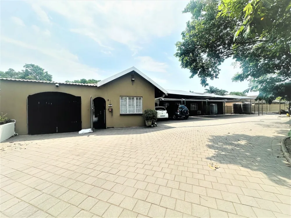 House for sale in Veldenvlei - 1RY1755921 House for sale in Veldenvlei - 1RY1755921