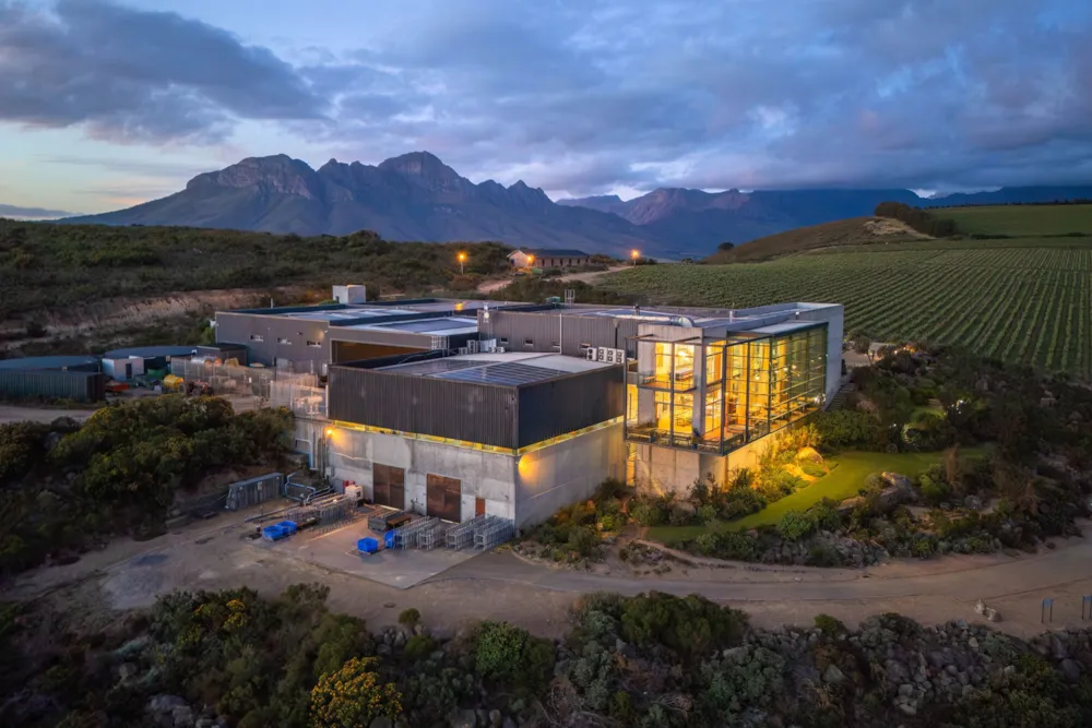 Wine farm for sale in Stellenbosch Farms - ST1755973 Wine farm for sale in Stellenbosch Farms - ST1755973