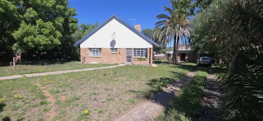 House for sale in Cradock - 1KK1756019 House for sale in Cradock - 1KK1756019
