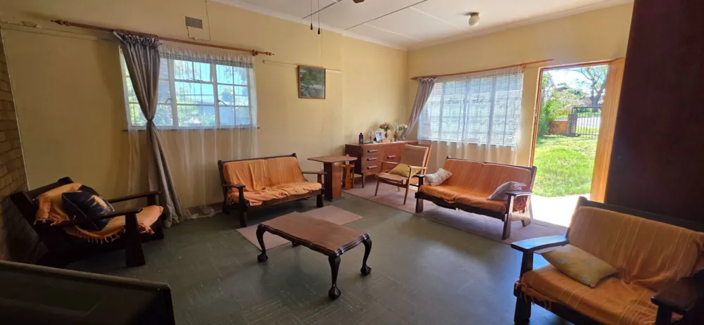 House for sale in Cradock - 1KK1756019 House for sale in Cradock - 1KK1756019