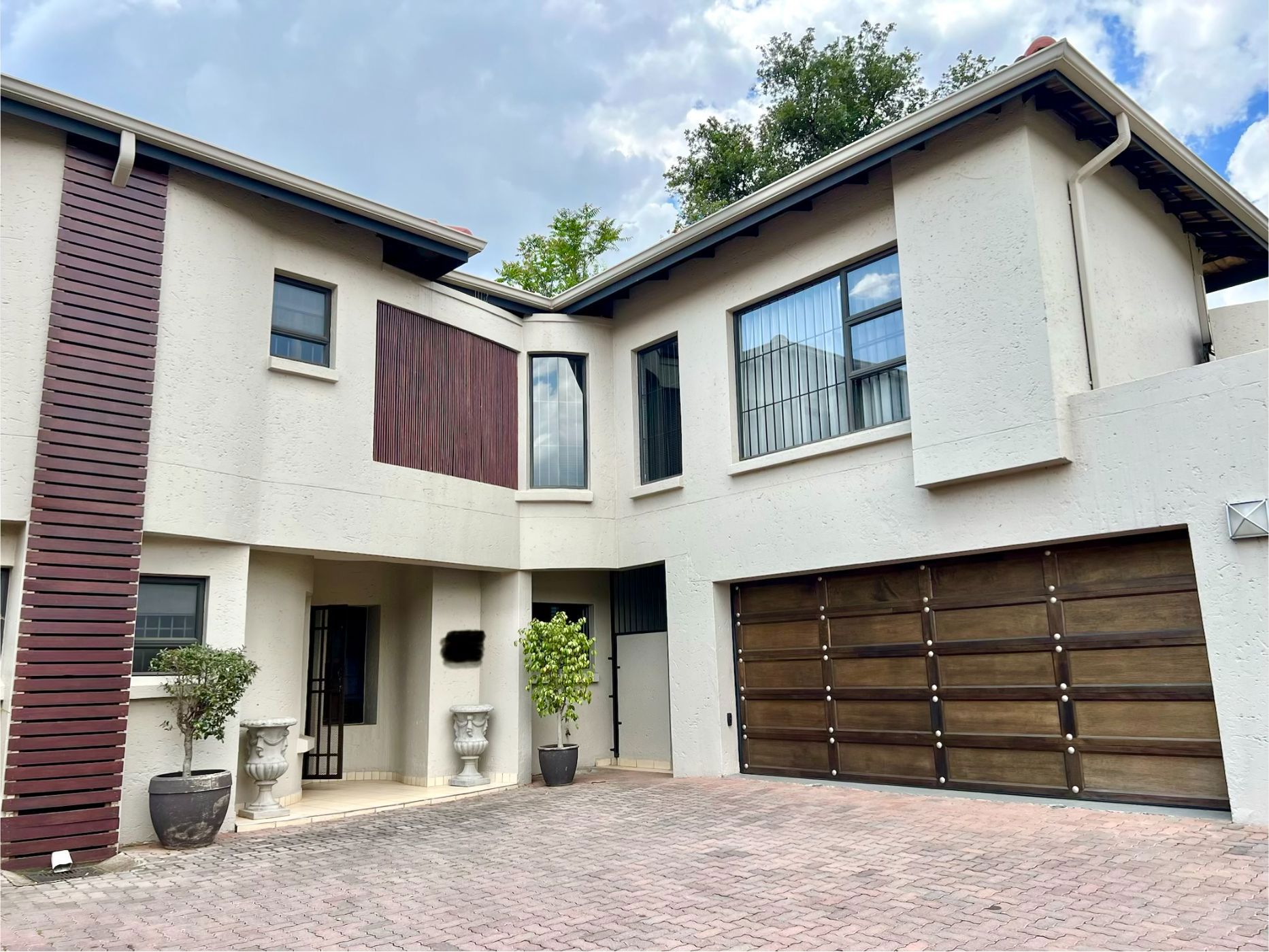 Double-storey cluster to rent in Hyde Park, Sandton - JBL1756147