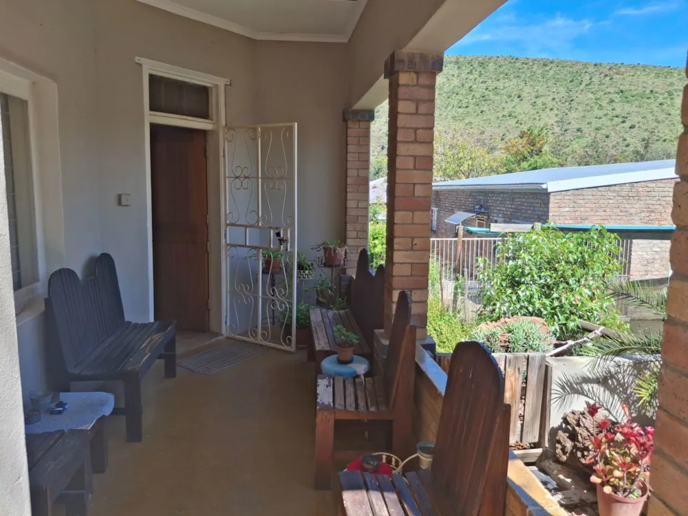 House for sale in Graaff-Reinet - 1KK1756242 House for sale in Graaff-Reinet - 1KK1756242