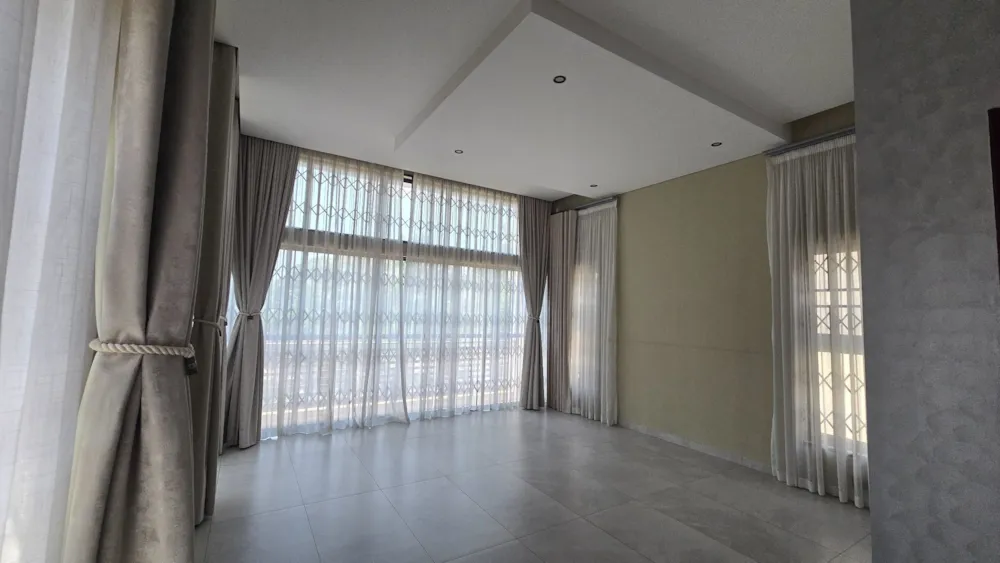 Double-storey apartment to rent in Rhodespark, Zambia - 3ZA1756115
