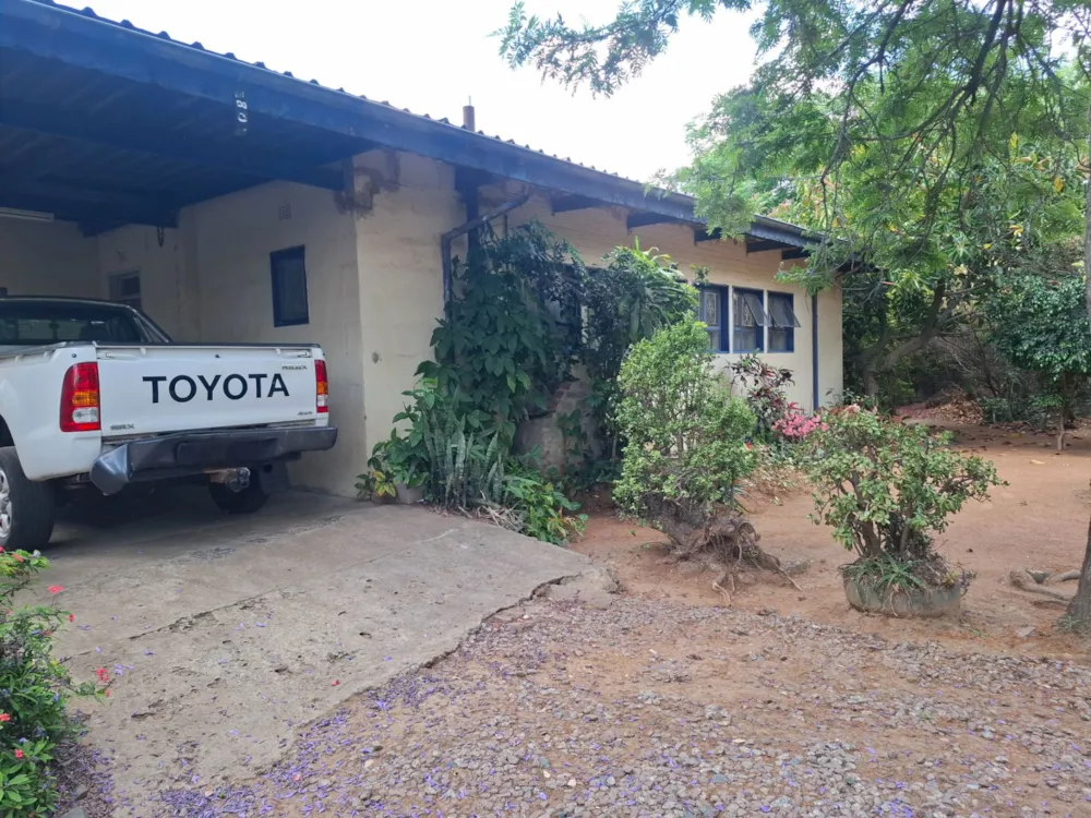 House for sale in Extension 10, Botswana - 3BO1756121 House for sale in Extension 10, Botswana - 3BO1756121
