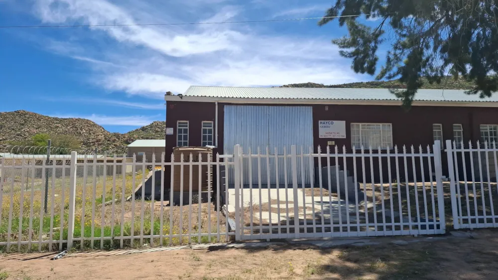 Commercial industrial property to rent in Springbok - 1NA1756162