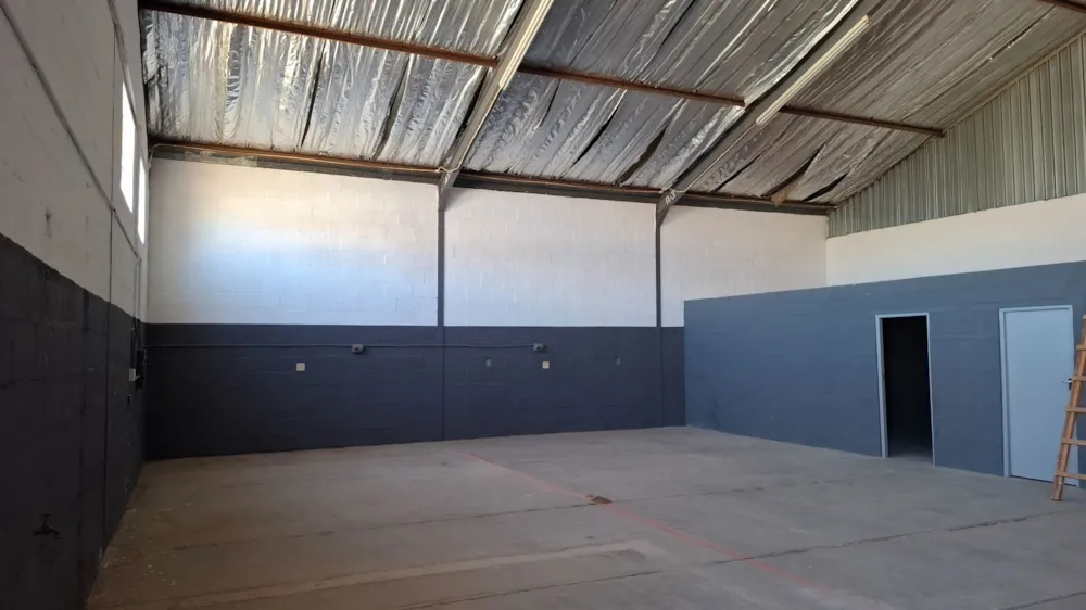 Commercial industrial property to rent in Springbok - 1NA1756162