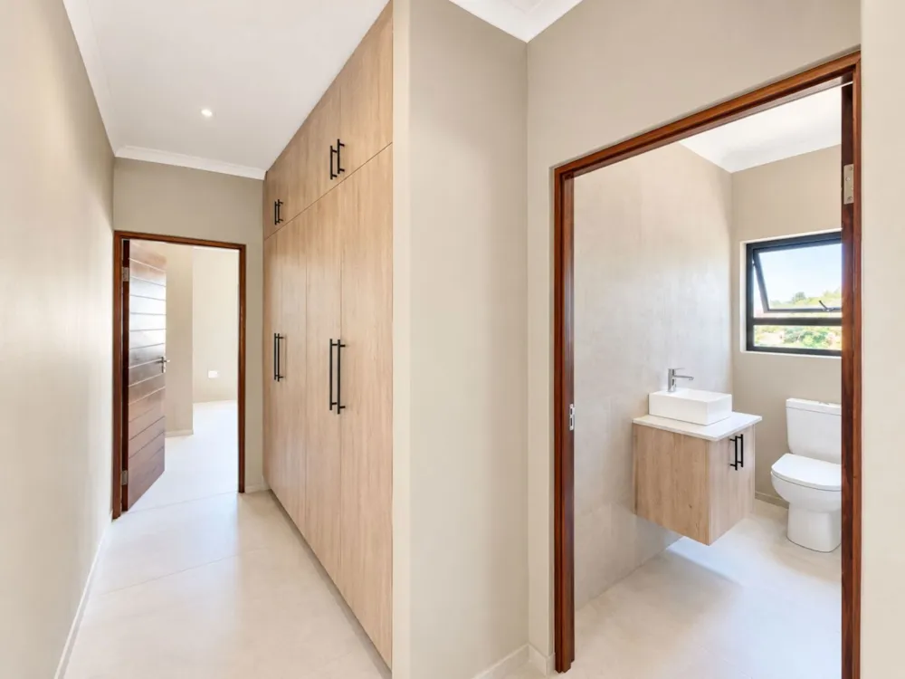 House to rent in Hoedspruit - 1HS1756170 House to rent in Hoedspruit - 1HS1756170