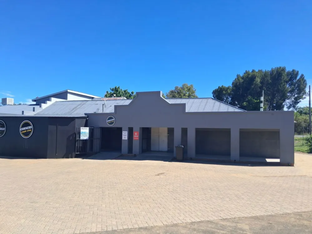 Commercial retail property to rent in Bains Vlei - 1BX1756175 Commercial retail property to rent in Bains Vlei - 1BX1756175