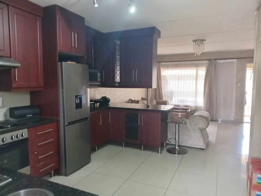 Apartment to rent in White River - 1WR1756197