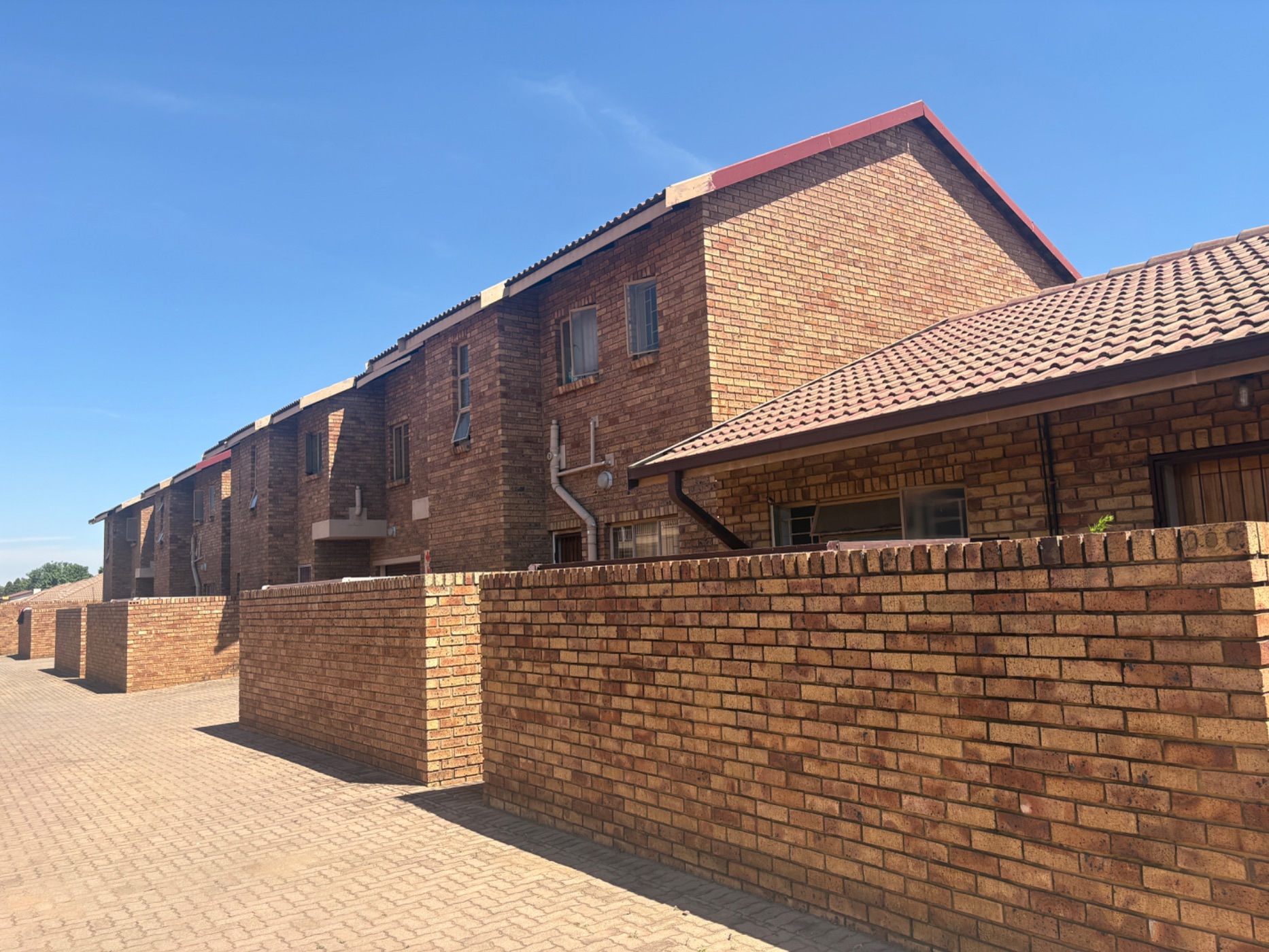 Commercial flats for sale in Erasmus - PRN1756205