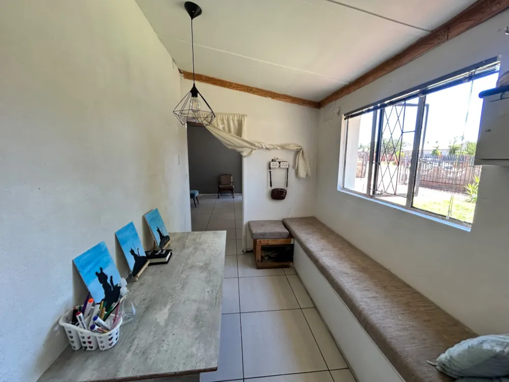 House for sale in Beaconsfield - 1KJ1756308