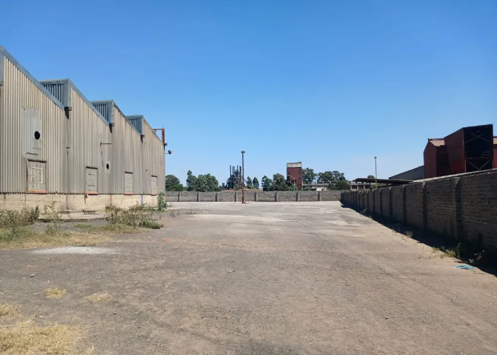 Commercial industrial property for sale in Witbank (eMalahleni) - 1WD1756352 Commercial industrial property for sale in Witbank (eMalahleni) - 1WD1756352